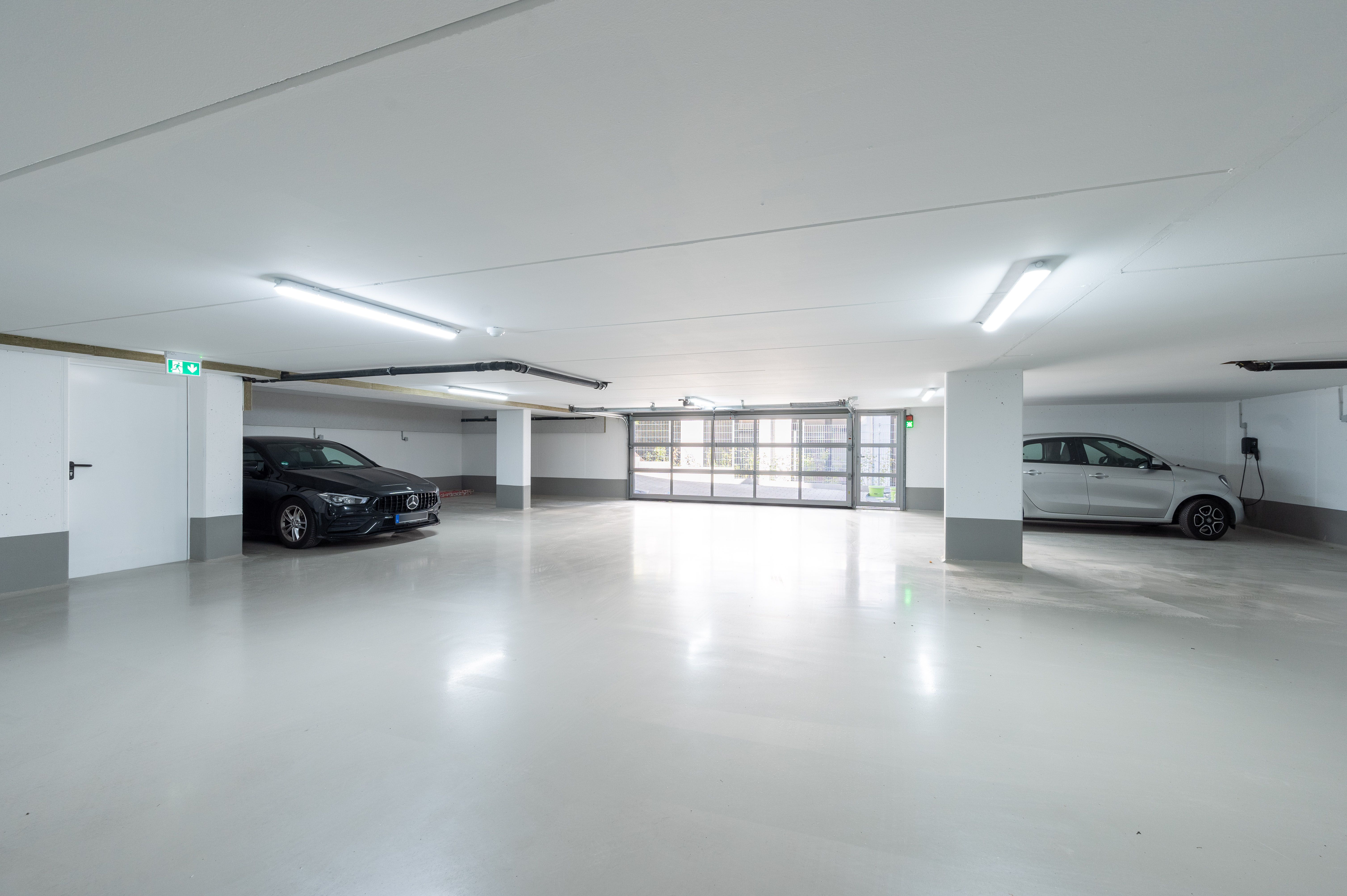 LiT LiVING: Luxus | Box SprIng | Parking | Balcony - 1