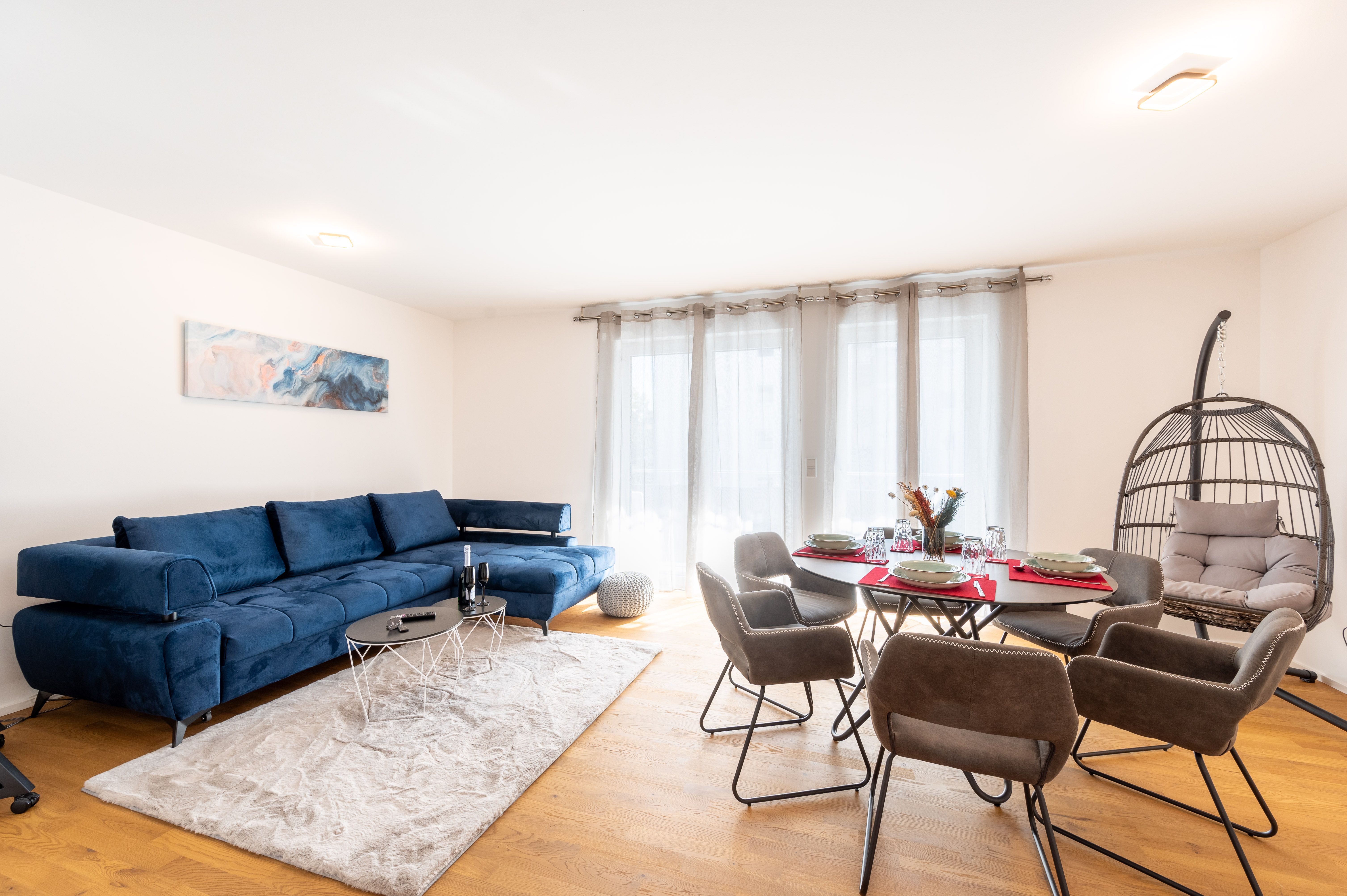 LiT LiVING: Luxus | Box SprIng | Parking | Balcony - 10
