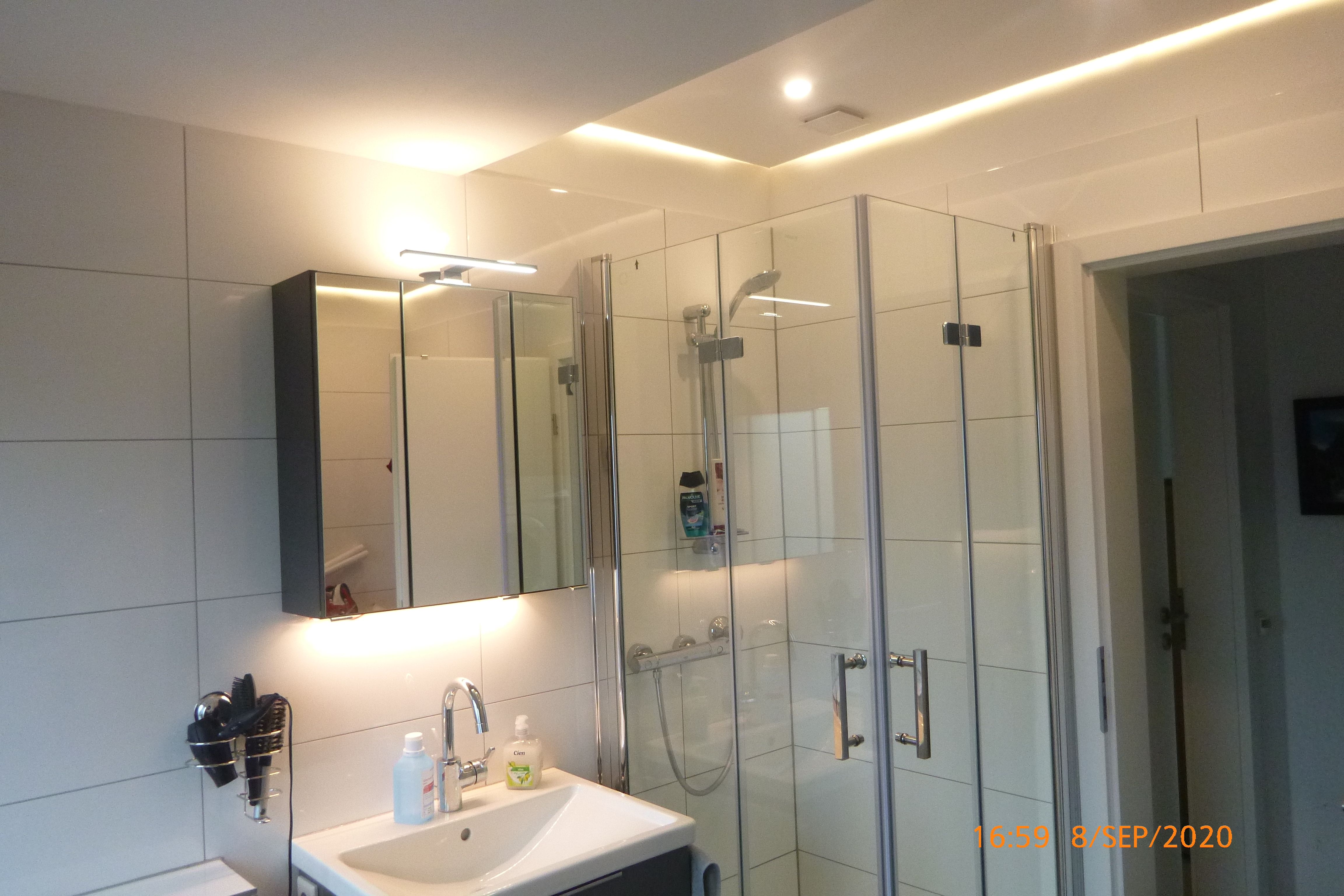 Large And Bright Apartment In Bochum - 11