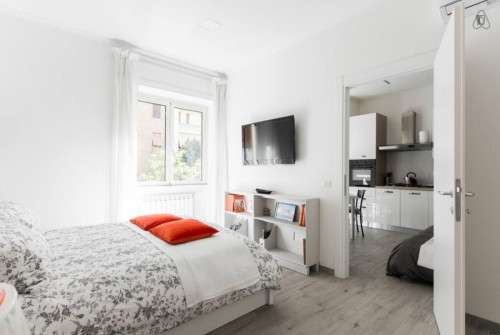 One-Bedroom Apartment in Pigneto, Rome