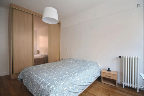 Inviting 1-bedroom apartment in the 15th arrondissement