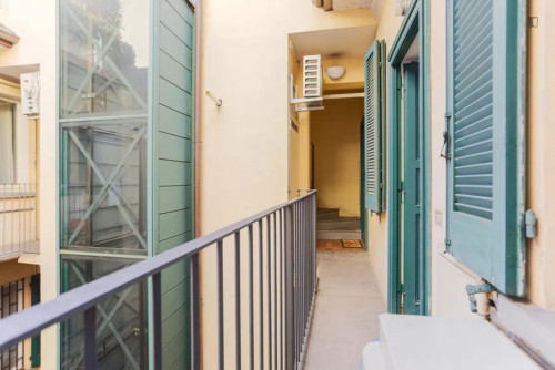 Lovely 1 bedroom apartment near De Angeli metro