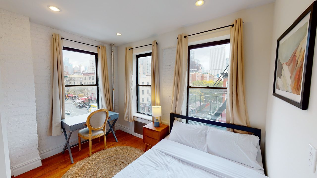  #737: Columbus Circle - Queen Bedroom A  -  #737: Columbus Circle  - Gallery -  10