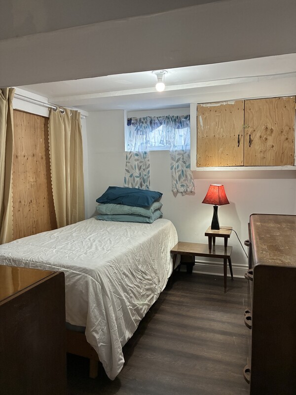  Bedroom 2(Full Room)  -  Happy Homestay   - Gallery -  1