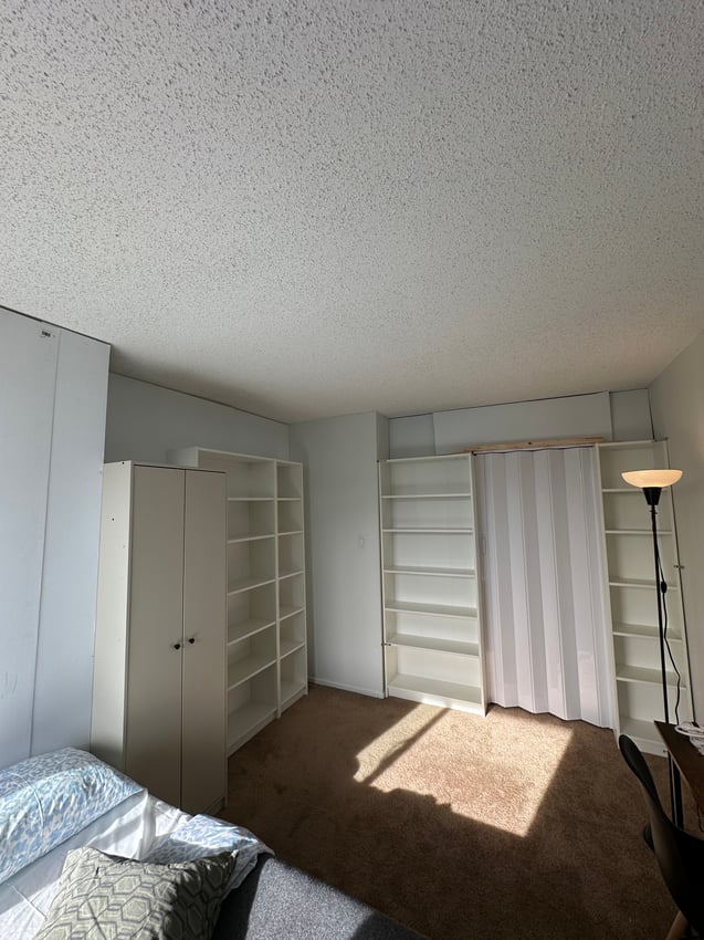 407 - Flex Room With Balcony - 7