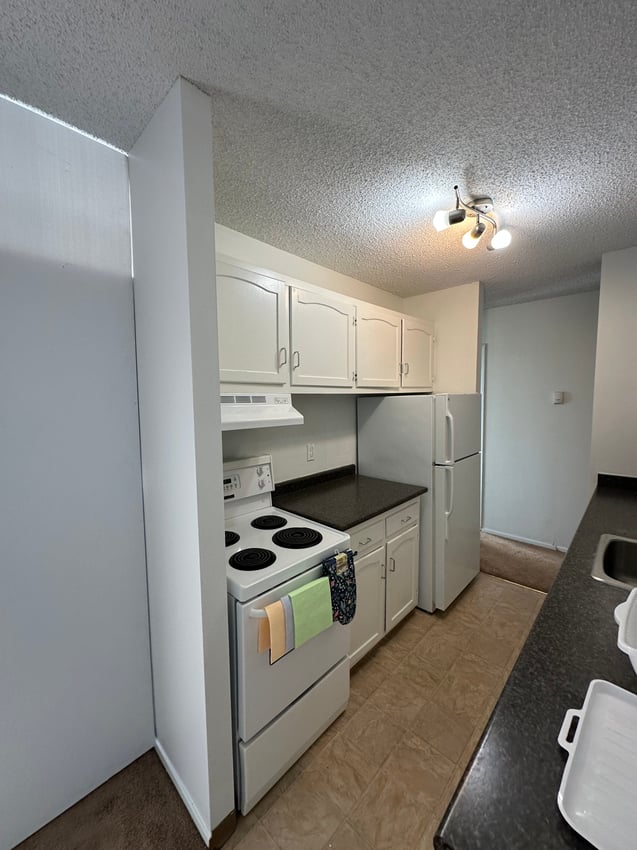 407 - Flex Room With Balcony - 4