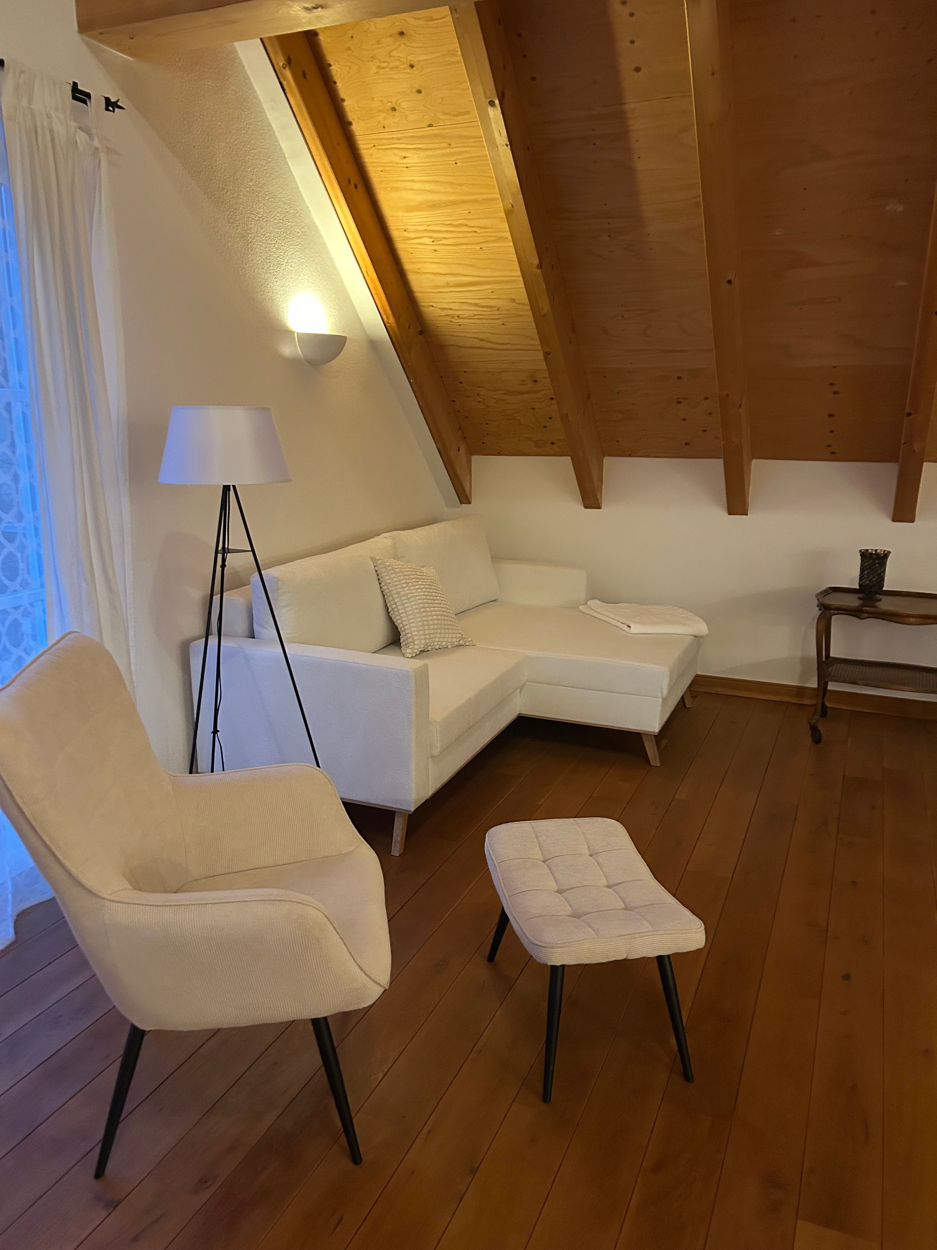  Modern & Lovely Home In Haimhausen In Historical Building Next To Castle And International School  -  Modern & lovely home in Haimhausen in historical building next to Castle and international School  - Gallery -  23