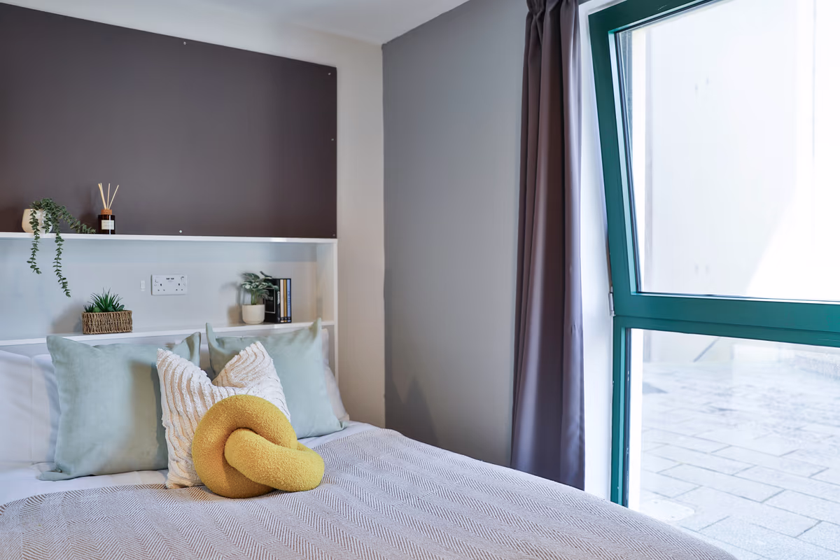  Classic XL Studio  -  Ayton House  - Gallery -  1