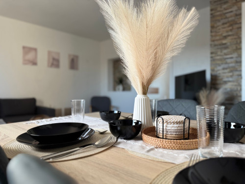 Modern Apartment | Prime Location - Gallery - 26