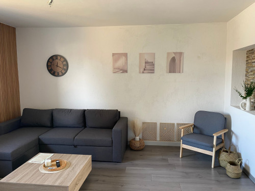Modern Apartment | Prime Location - Gallery - 36