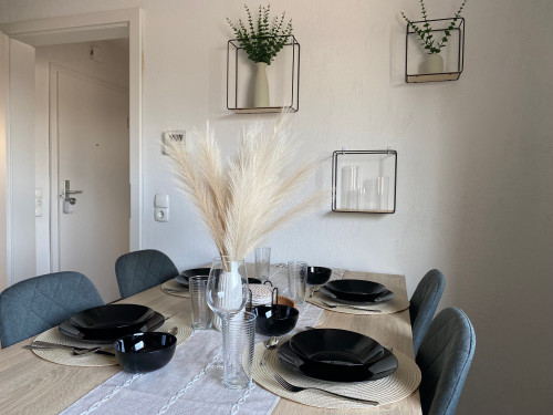 Modern Apartment | Prime Location - Gallery - 28