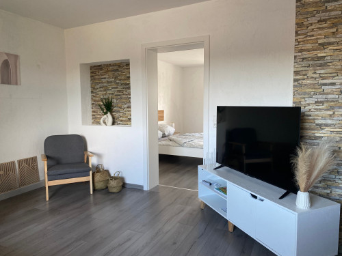 Modern Apartment | Prime Location - Gallery - 31