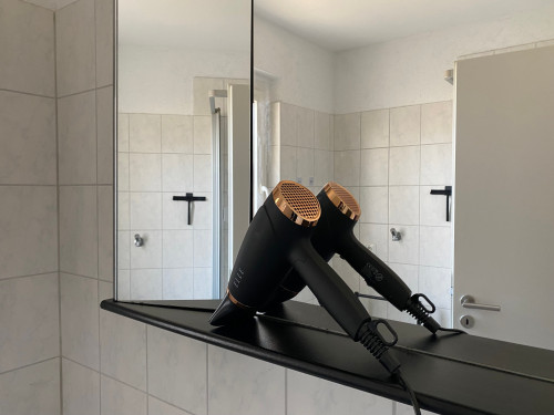 Modern Apartment | Prime Location - Gallery - 15