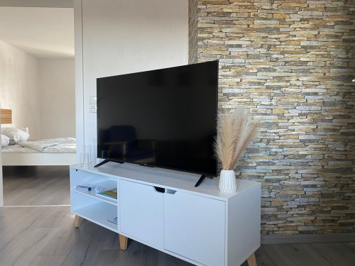 Modern Apartment | Prime Location - Gallery - 42