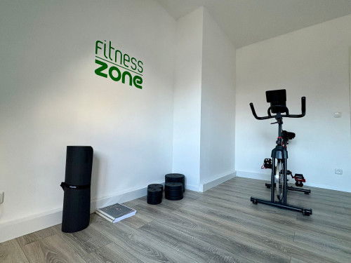 Comfort & Style – Modern Apartment with Gym - Gallery - 50