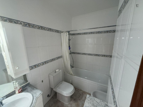 Bright 2 Bedroom Apartment with a balcony close to Vilamoura Tennis & Padel Academy