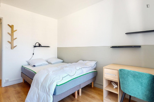 Tasteful double bedroom in Université Paris Nanterre