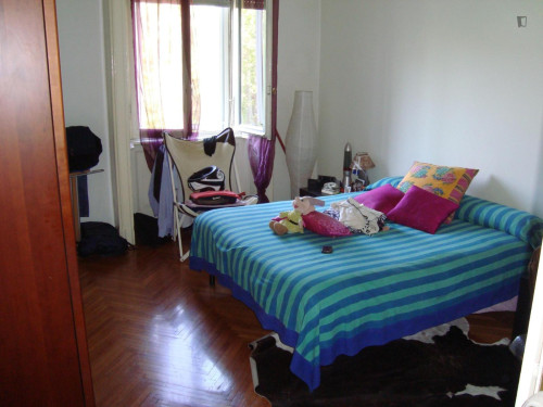 Single Bedroom in a Shared Apartment in Milano Piazzale Susa 
