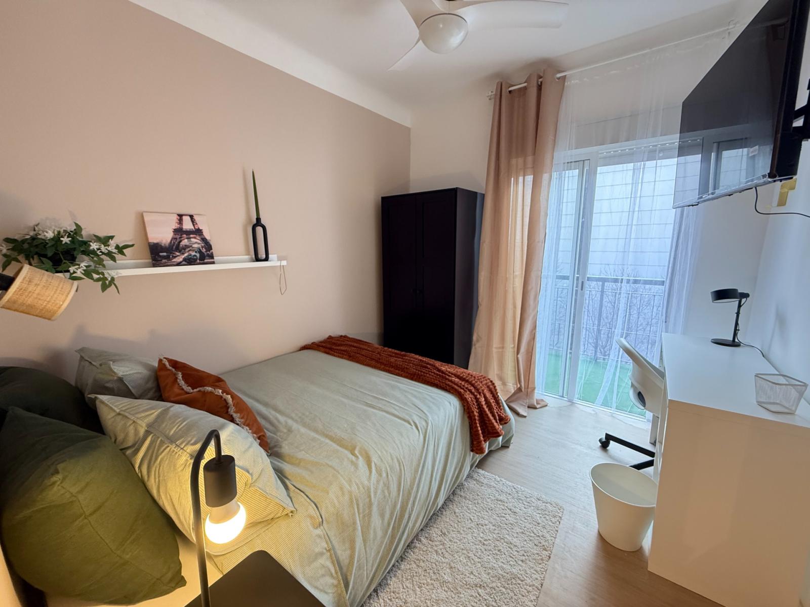 Snug Double Bedroom In The Heart Of Alicante - Snug double bedroom in the heart of Alicante - Gallery - 1