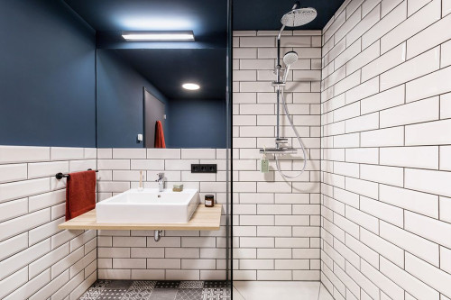 Modern Studio Apartment right at the Airport - Gallery - 6