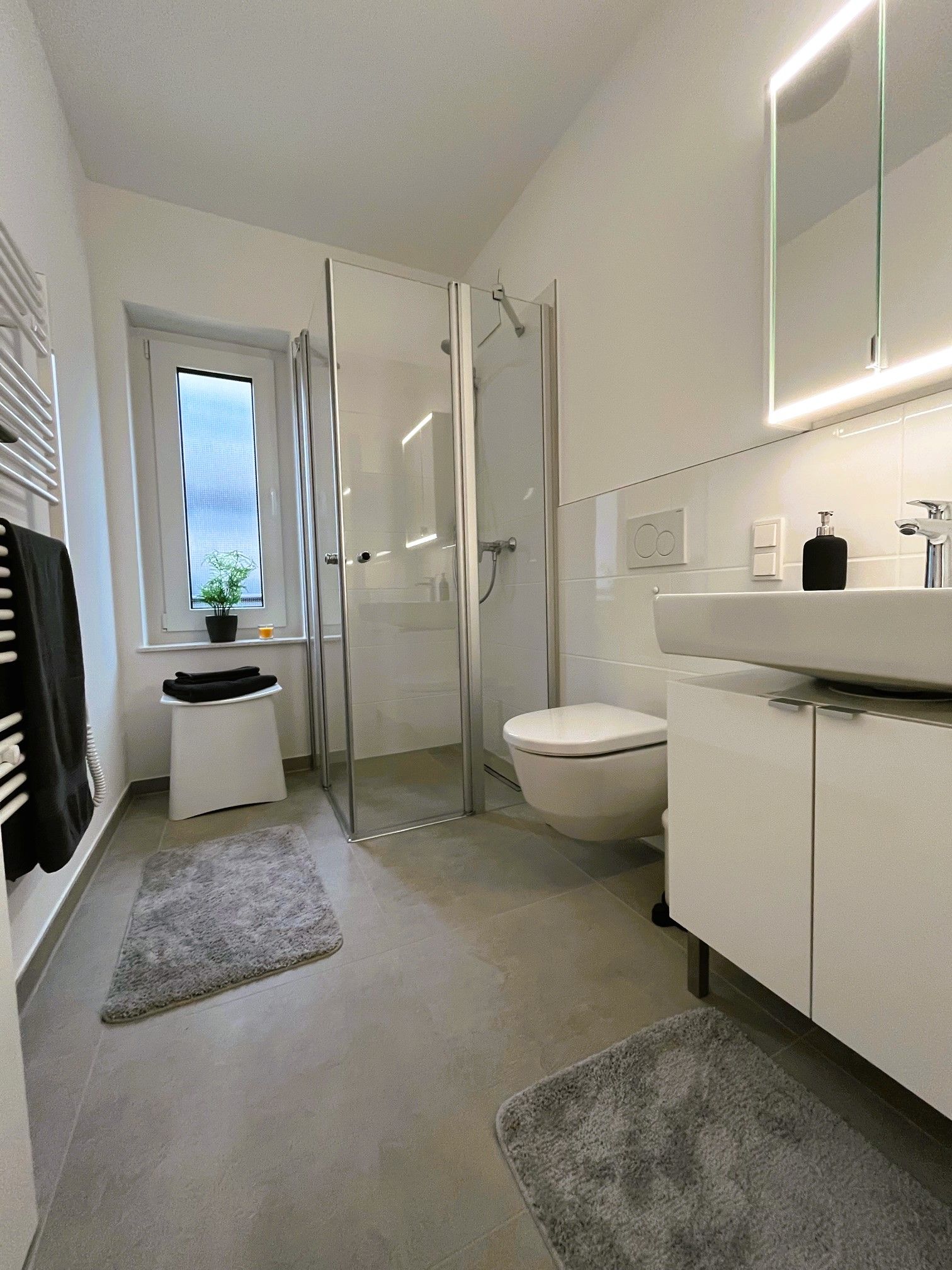  Flexibles Arbeiten & Wohnen In Zentraler Toplage !! Kostenloser Parkplatz  -  Flexibles arbeiten & wohnen in zentraler Toplage !! Kostenloser Parkplatz  - Gallery -  7