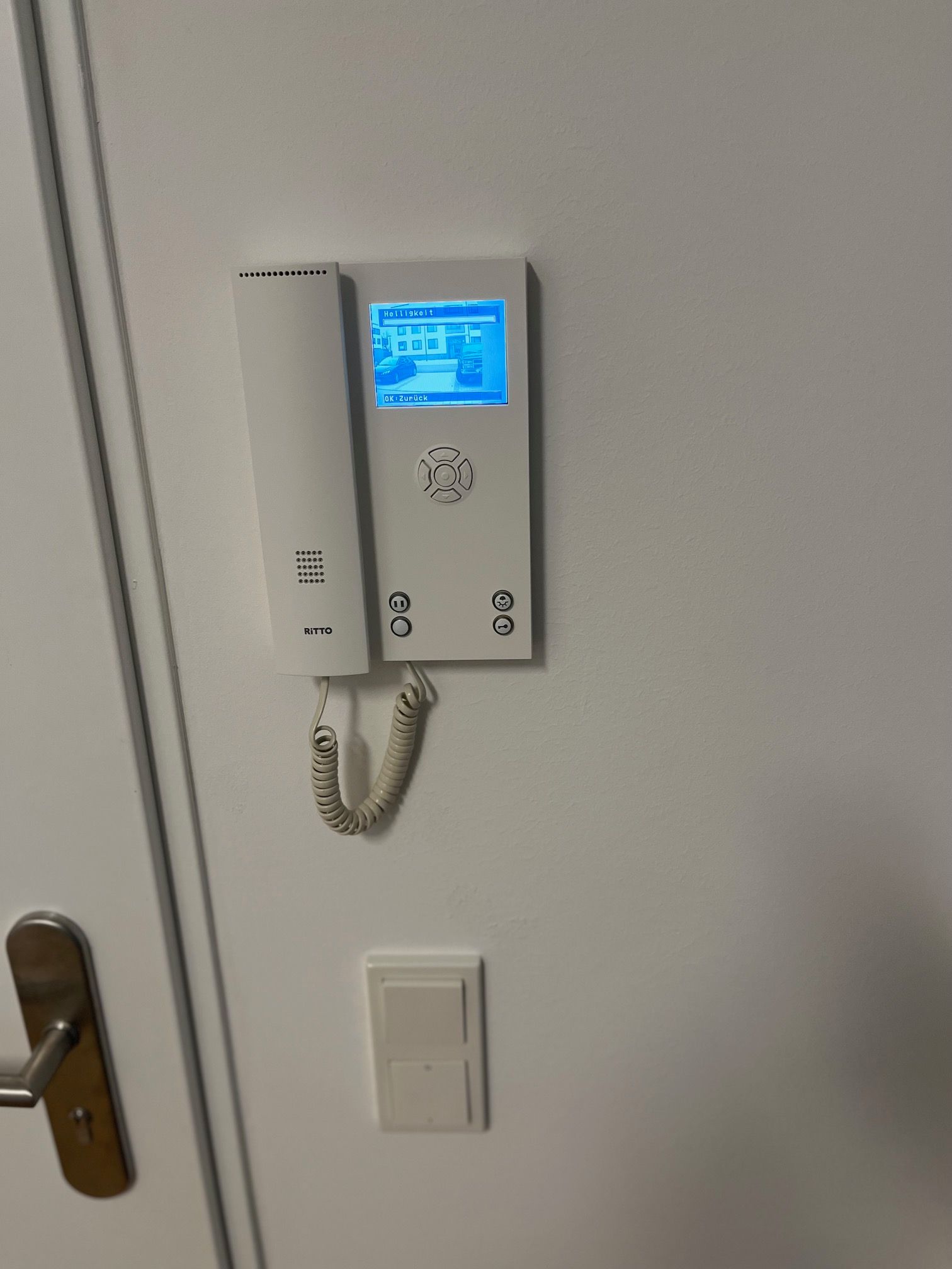  Flexibles Arbeiten & Wohnen In Zentraler Toplage !! Kostenloser Parkplatz  -  Flexibles arbeiten & wohnen in zentraler Toplage !! Kostenloser Parkplatz  - Gallery -  9