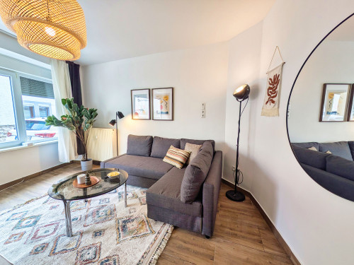 High-End Designer Apartment with Sauna – Walking Distance to WHU - Gallery - 24