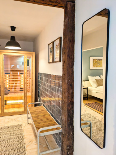 High-End Designer Apartment with Sauna – Walking Distance to WHU - Gallery - 6