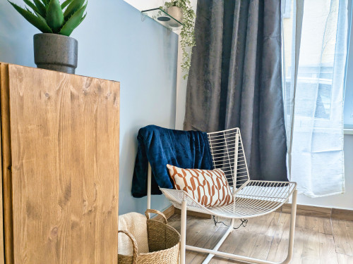 High-End Designer Apartment with Sauna – Walking Distance to WHU - Gallery - 25