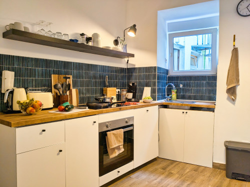 High-End Designer Apartment with Sauna – Walking Distance to WHU - Gallery - 32