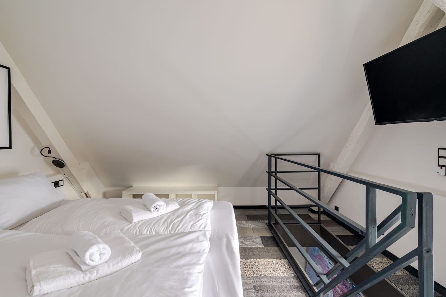  New Loft House 90m² | Carport | Fireplace | Washing Machine | Quiet  -  New loft house 90m² | Carport | Fireplace | Washing machine | Quiet  - Gallery -  7