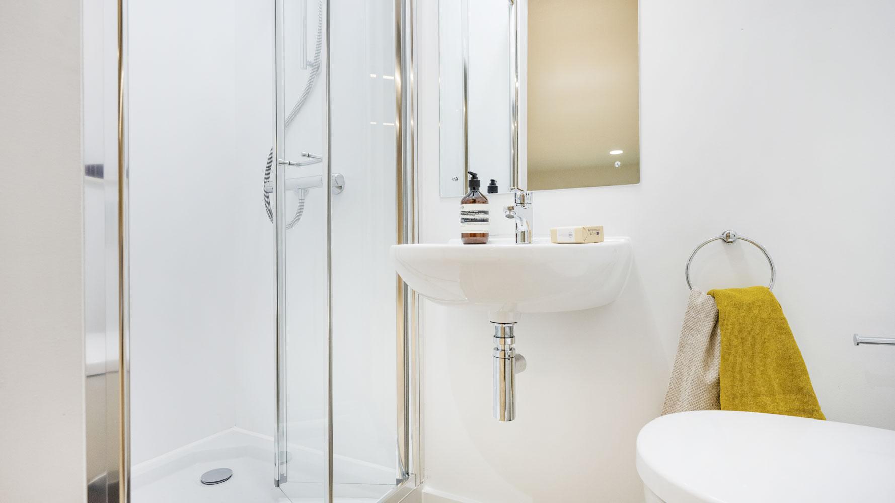  Classic 4 Bed En-Suite  -  The Propeller Quarter  - Gallery -  22