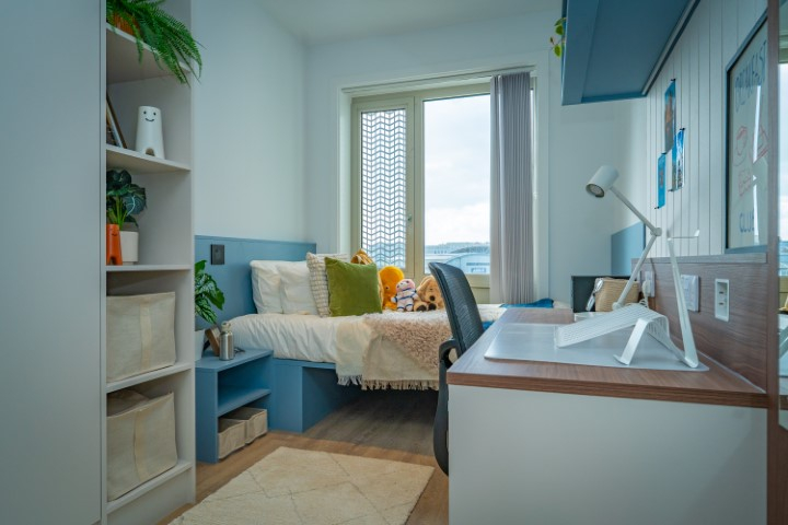 Classic 4 Bed En-Suite - 11