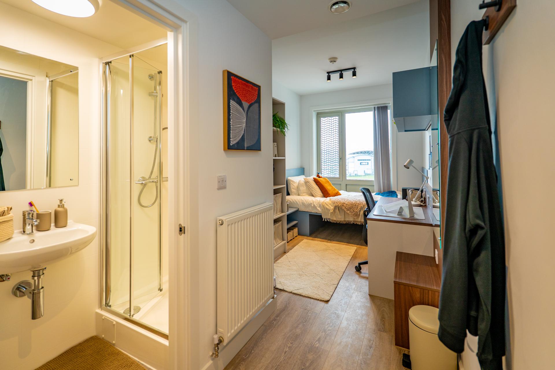 Premium 4 Bed En-Suite - The Propeller Quarter - Gallery - 8