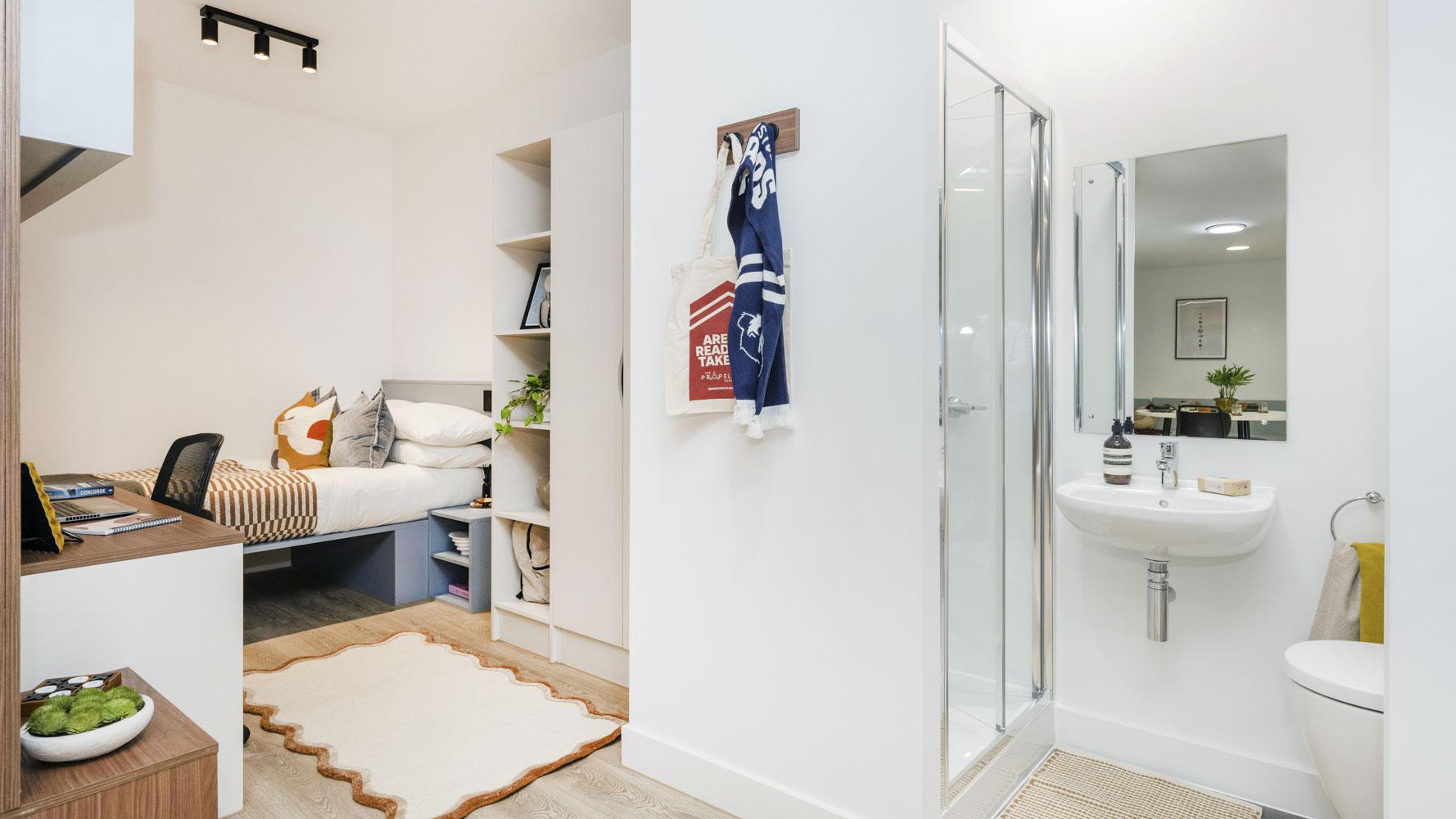 Classic 3 Bed En-Suite - The Propeller Quarter - Gallery - 15
