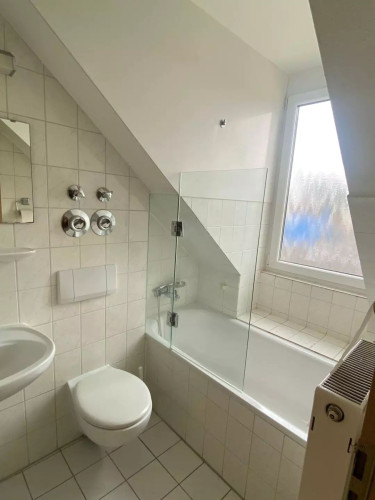 Modern 2-Room Apartment with Balcony – for Families & Business Travelers - Gallery - 11