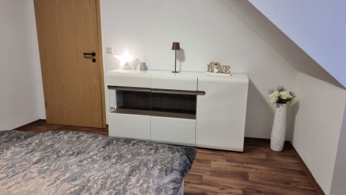 Modern 2-Room Apartment with Balcony – for Families & Business Travelers - Gallery - 5