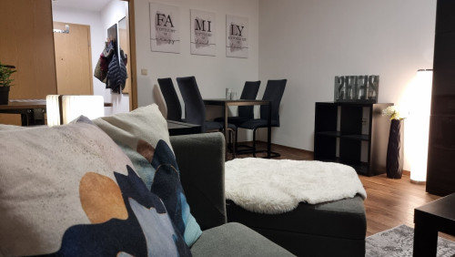 Modern 2-Room Apartment with Balcony – for Families & Business Travelers - Gallery - 15