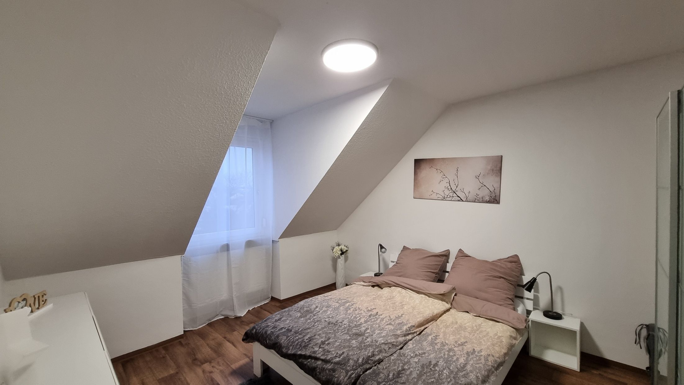 Modern 2-Room Apartment With Balcony – For Families & Business Travelers - 14