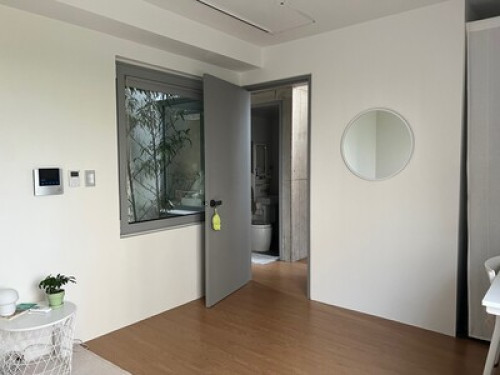 Home and Sapiens (The Seoul Home)