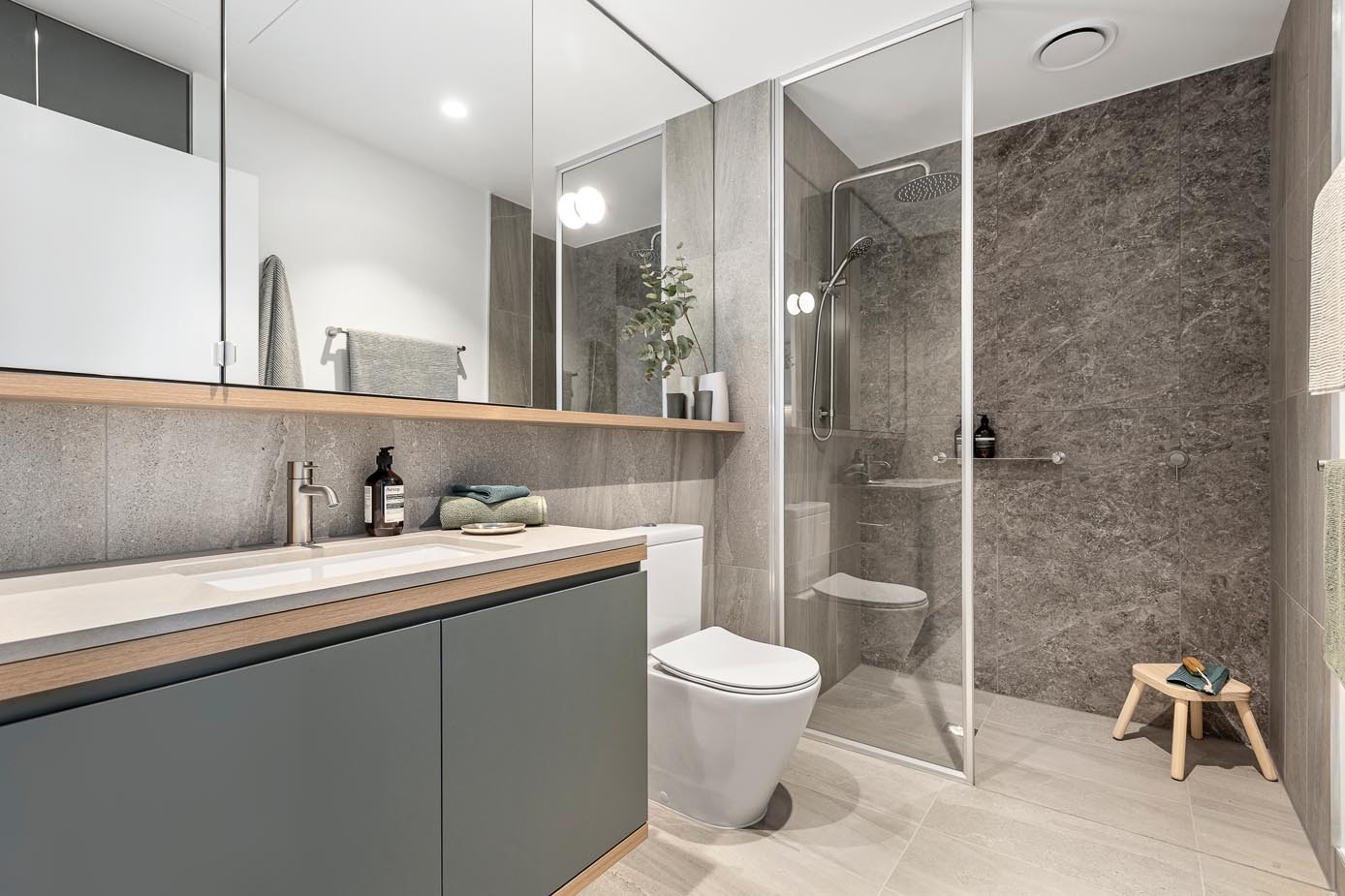  2 Bed 1 Bath - Unfurnished  -  Caulfield Place  - Gallery -  2