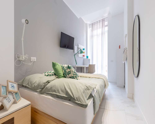 Stanza in Viale Bligny