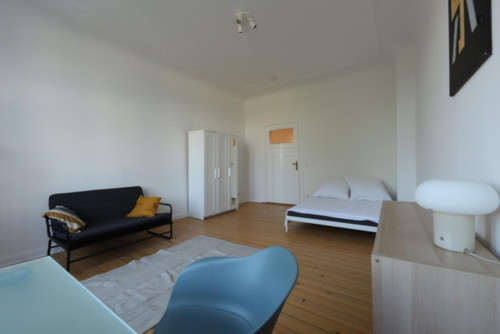 Welcoming single bedroom in the Wedding district