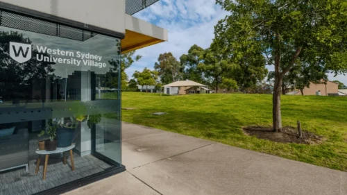 Western Sydney University Penrith Village - Gallery - 14