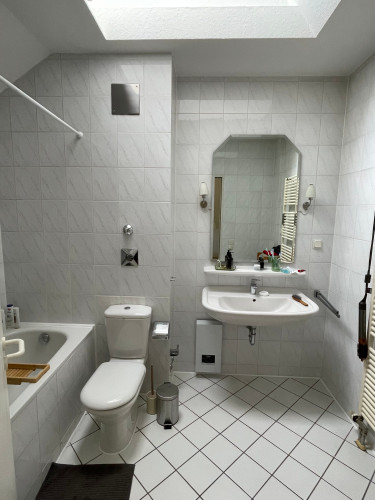 Bright and Spacious Maisonette Apartment in Brühl Available for Temporary Winter Sublet