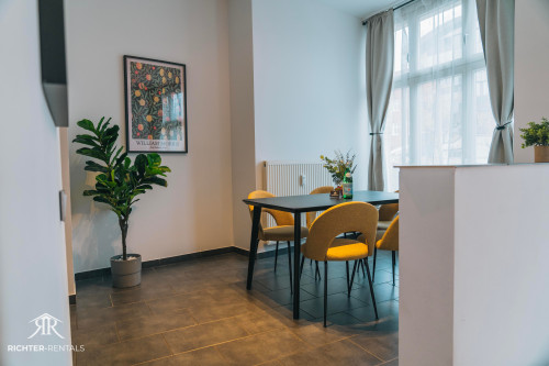RR | Modern Living | 84 sq m | Kitchen | Parking