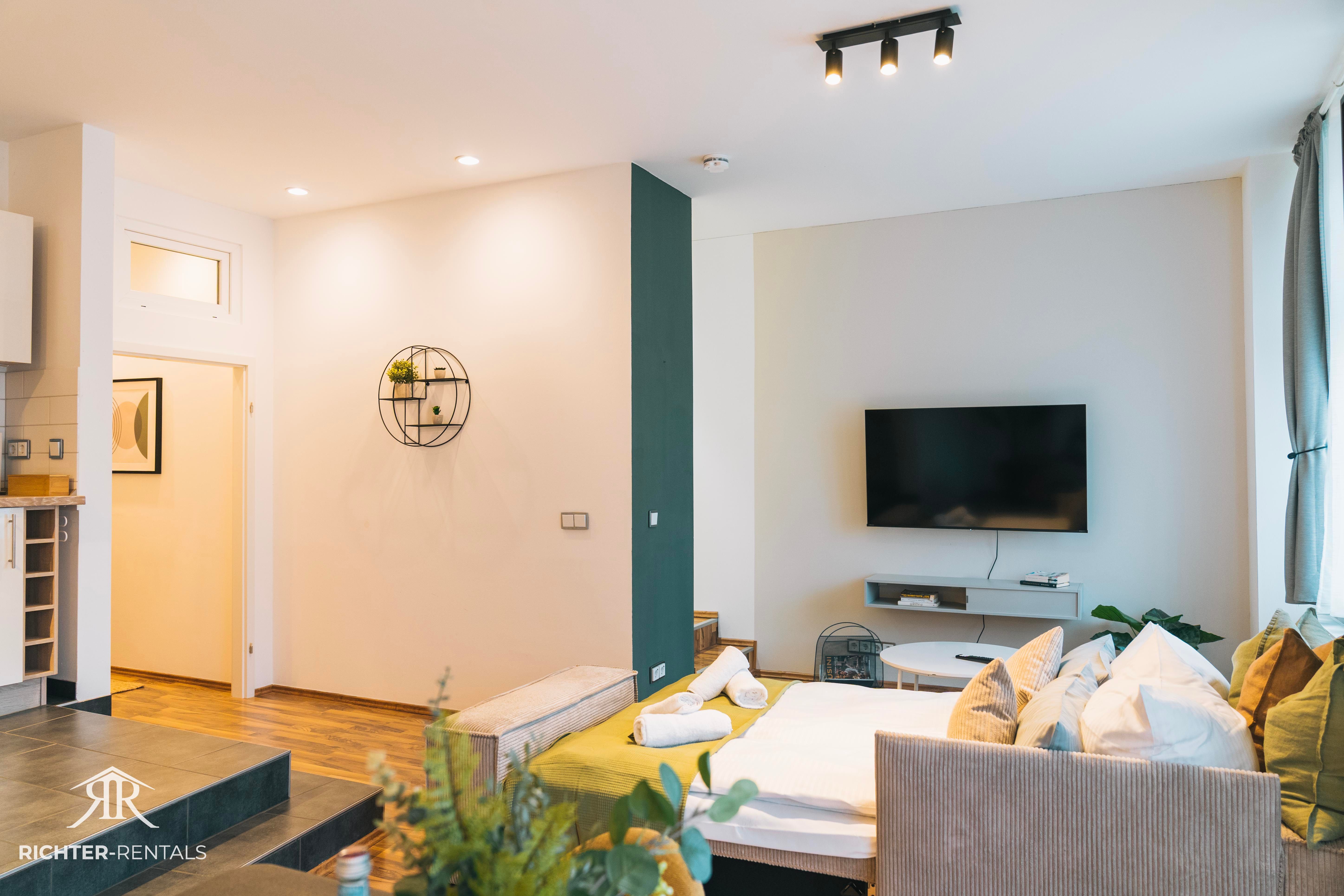  RR | Modern Living | 84 Sq M | Kitchen | Parking  -  RR | Modern Living | 84 sq m | Kitchen | Parking  - Gallery -  1
