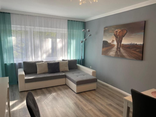 Prime Host Family Apartment