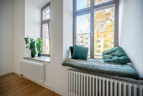 Möbliertes Studio am Remisen Park - Gut angebundenes Studio mit Einbauküche & Aufzug