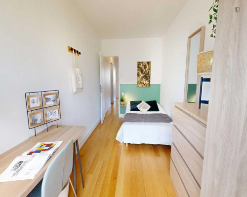 Stunning double bedroom in the Saint-Lambert district